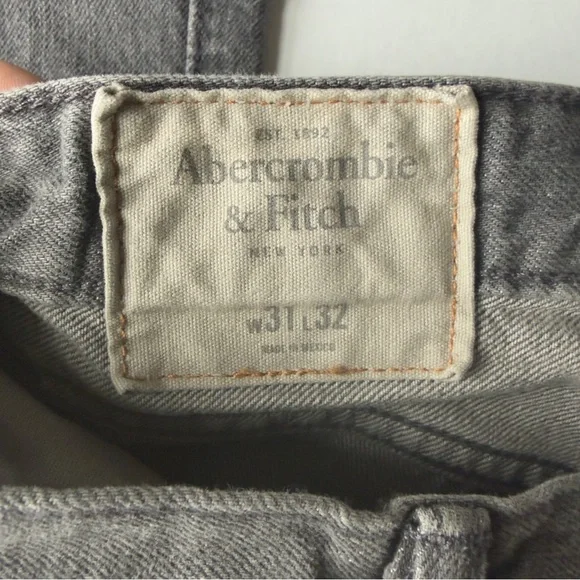 Abercrombie & Fitch Men’s Classic Jeans 31x32 Gray - Picture 2 of 7